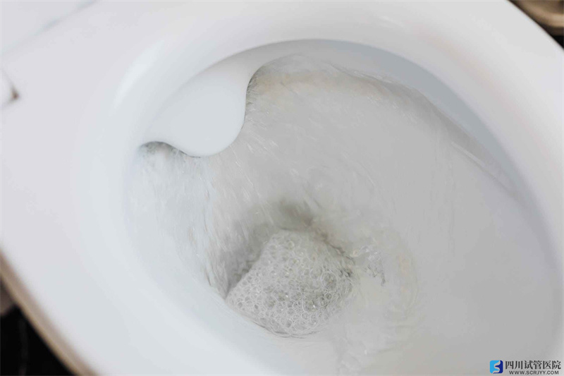 試管嬰兒移植后，便秘會影響著床嗎？(圖1)