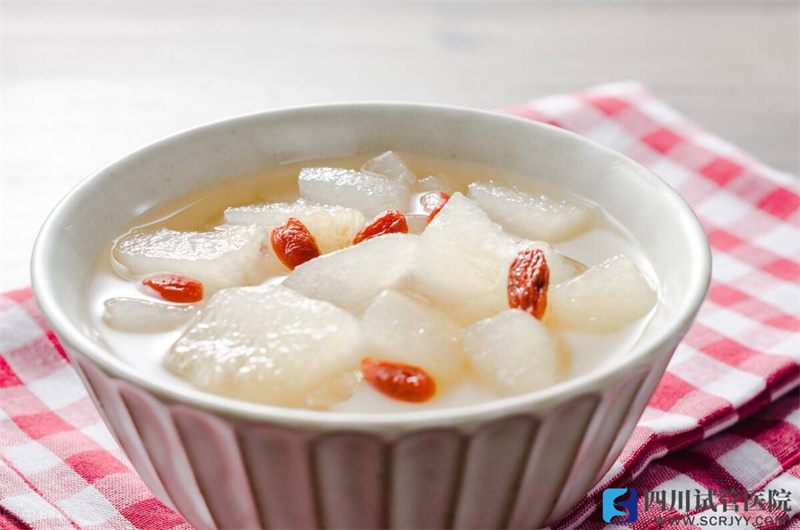 秋天，養(yǎng)肺就是養(yǎng)命，建議多吃5樣，都是肺臟最愛，家人少生病(圖1)